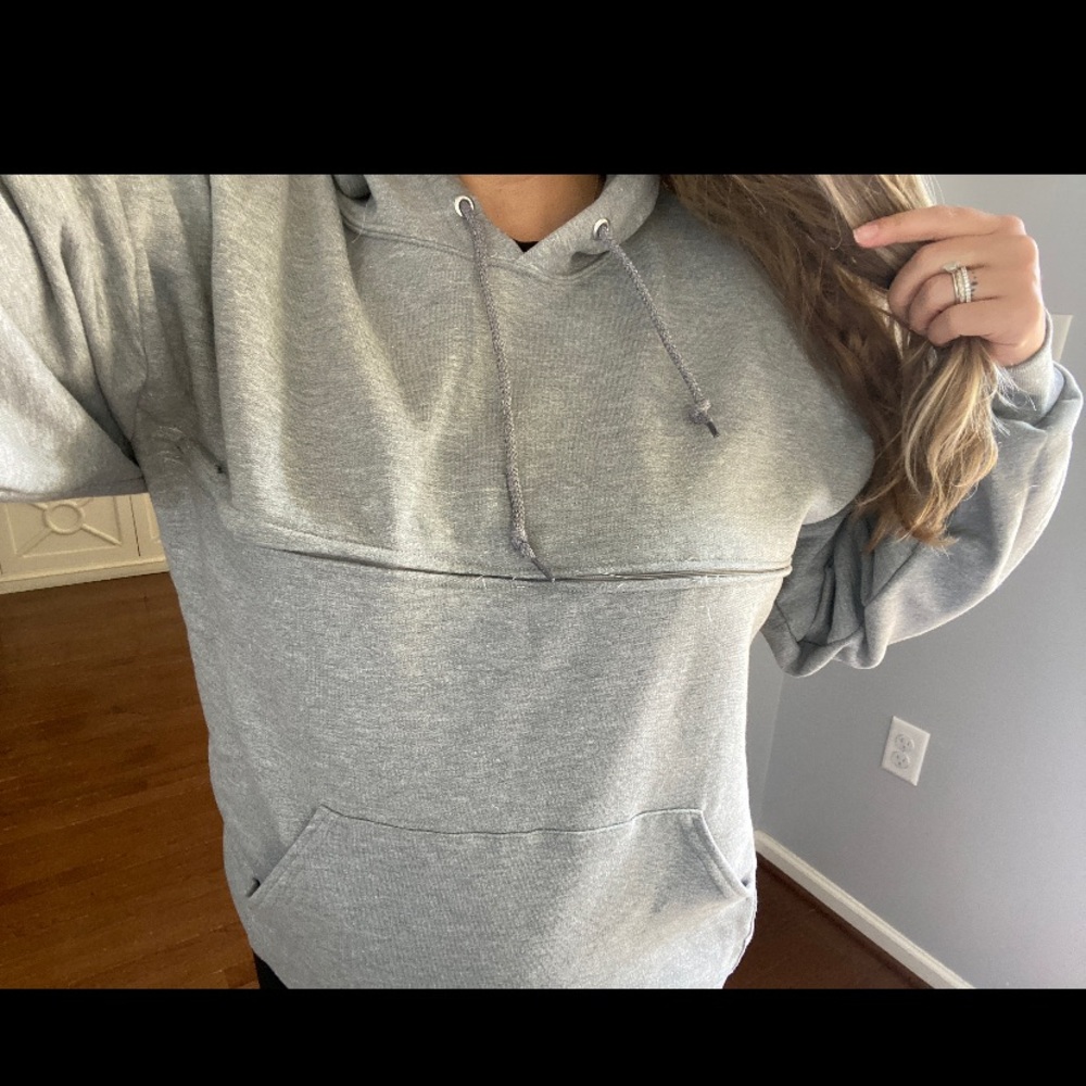 Breastfeeding hoodie